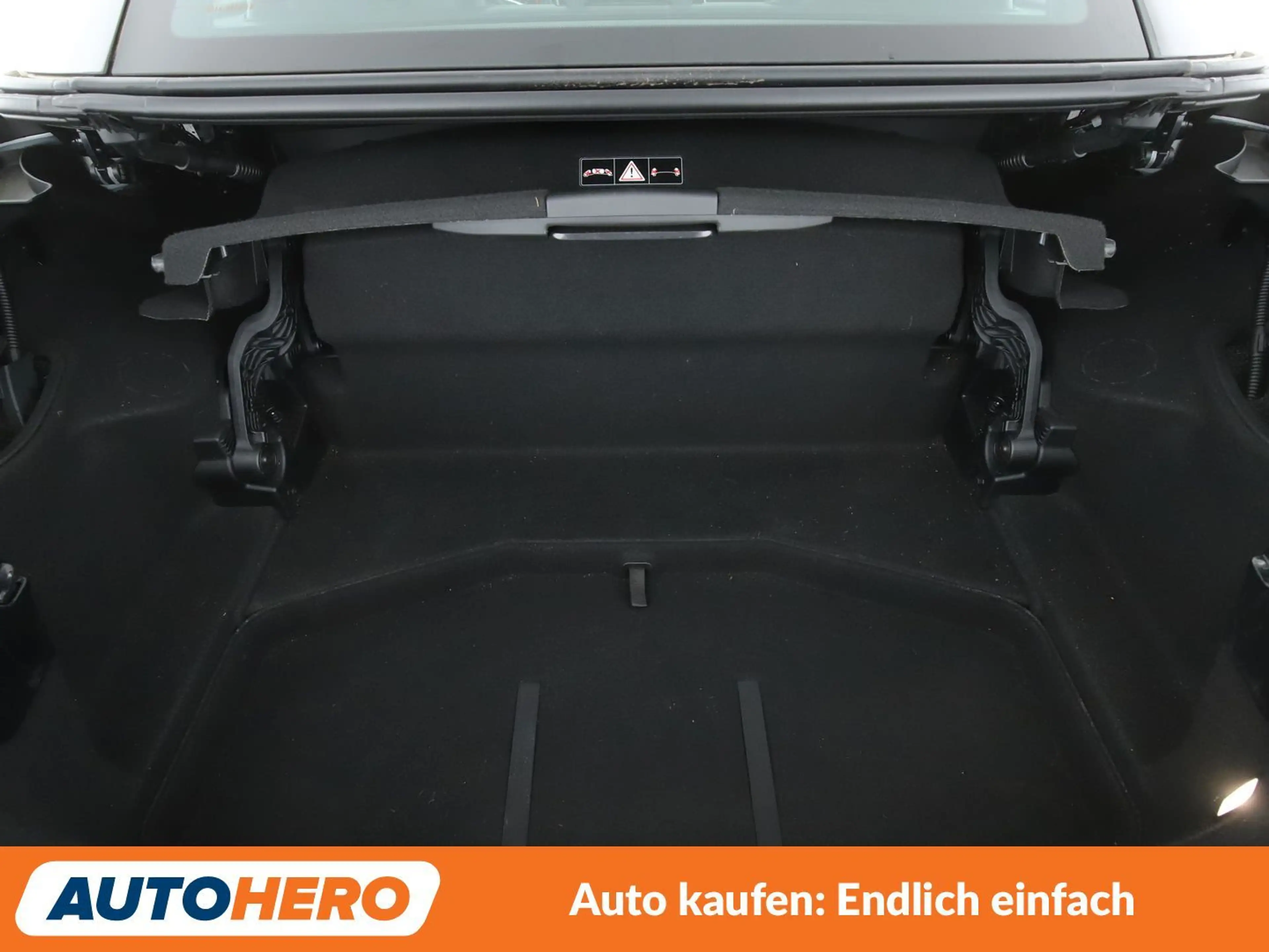 Mercedes-Benz SLC 200 SLC 200 CGI Aut.*NAVI*LED*TEMPO*PDC*SHZ*KLIMA* — photo 15