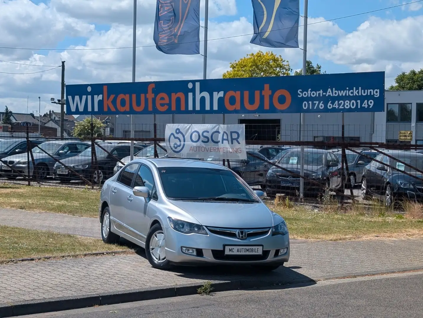 Honda Civic Hybrid Lim. 4-trg. Basis*AUTOMATIK*1-HAND Plateado - 1