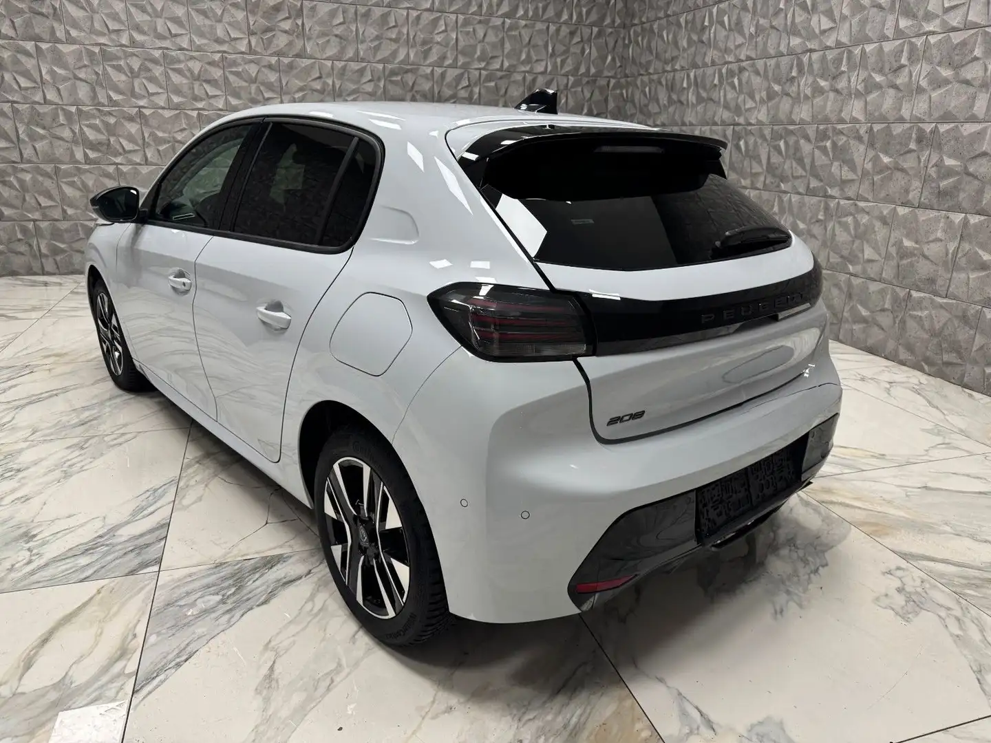 Peugeot 208 Allure **VOLL FAHRBEREIT**1.189km** Weiß - 2
