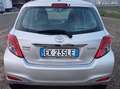Toyota Yaris Yaris III 2011 5p 1.3 Lounge Gris - thumbnail 8