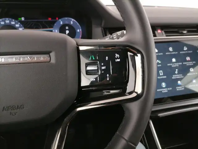 Land Rover Range Rover Evoque view 29