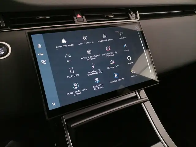 Land Rover Range Rover Evoque view 25