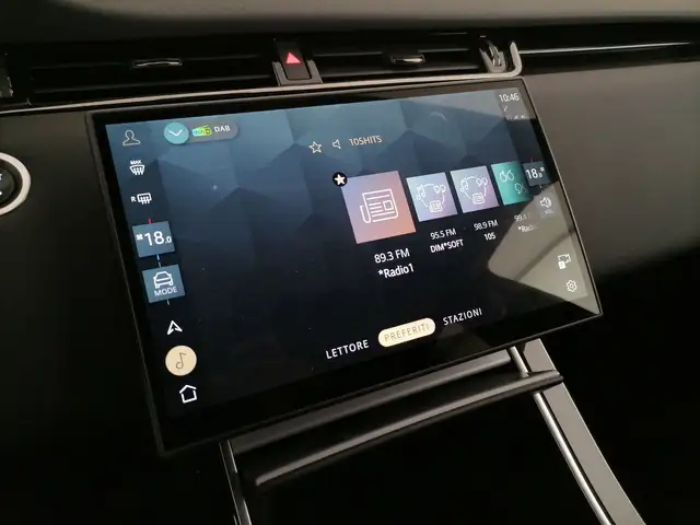 Land Rover Range Rover Evoque view 19