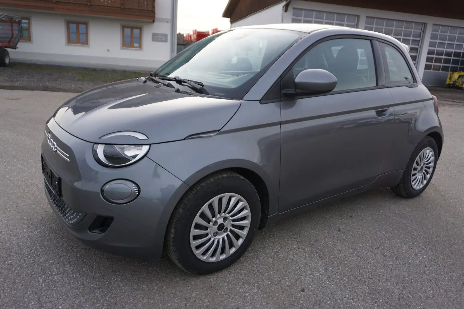 Fiat 500e Action Virtual Klima Tempomat 1.Hand Grau - 1