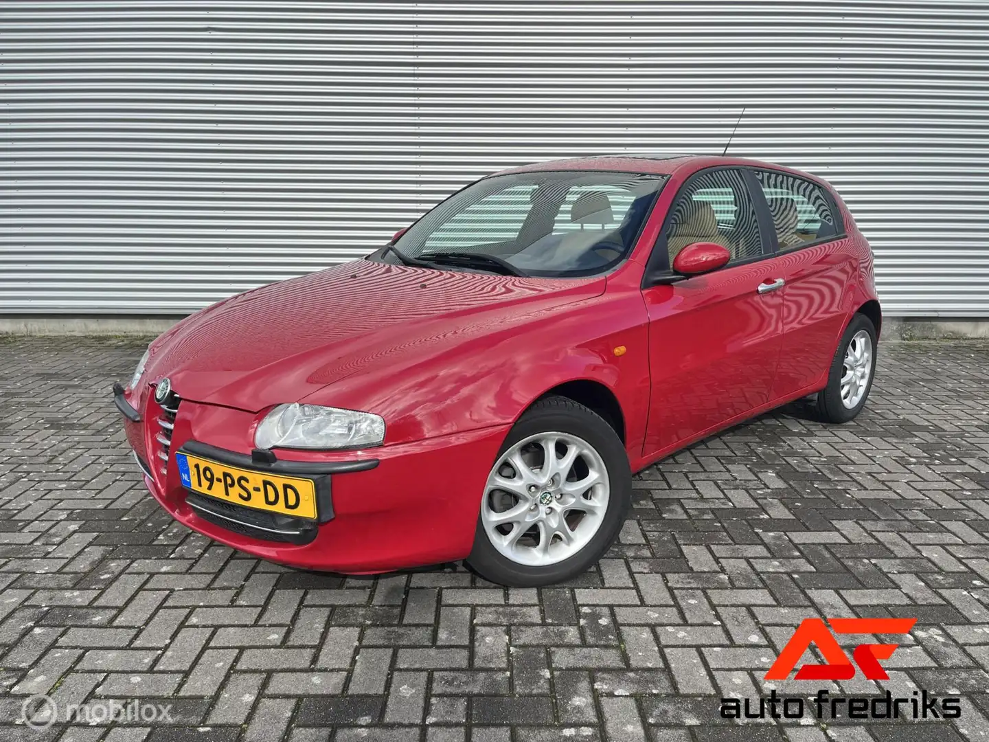 Alfa Romeo 147 1.6 T.Spark Veloce Lusso | Pano | Stoelverwarming Rot - 1