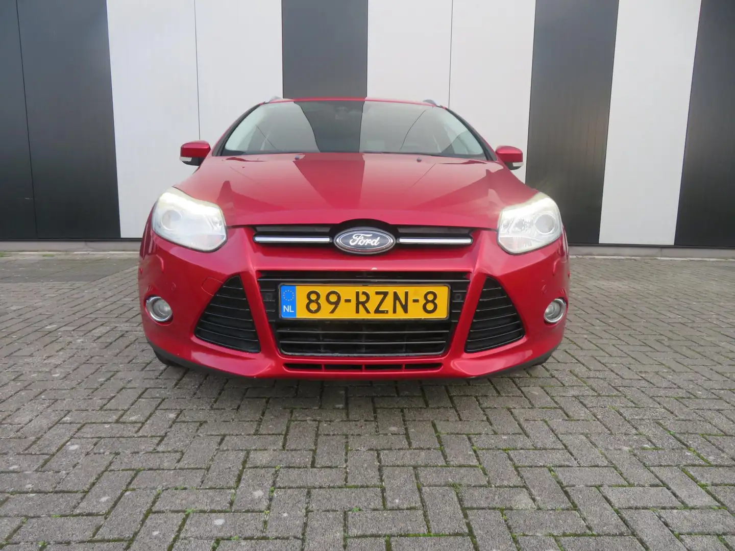 Ford Focus Wagon 1.6 EcoBoost Titanium Rot - 2