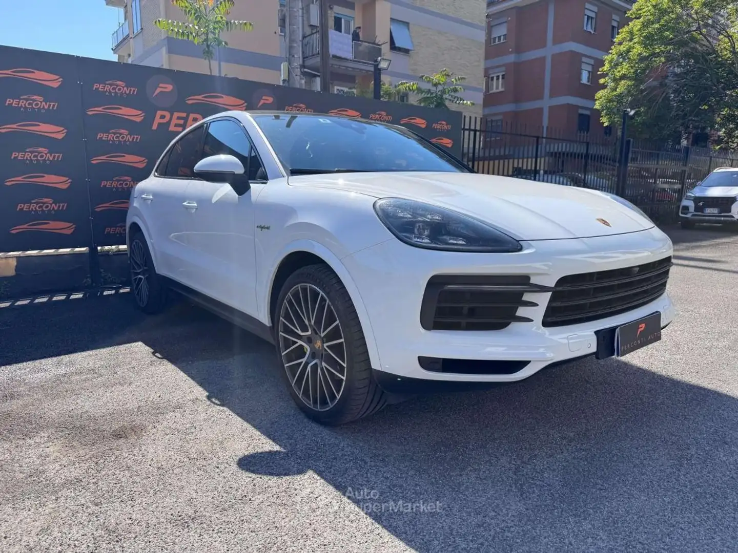 Porsche Cayenne Coupe 3.0 E-hybrid LASER PANO 360 NAVI APPLE "22 Blanc - 1
