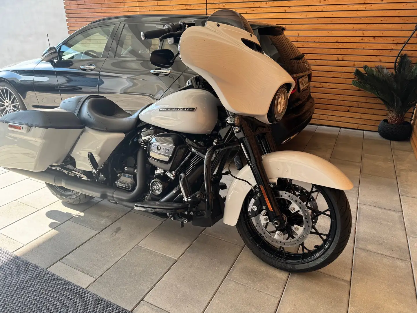 Harley-Davidson Street Glide Special 114 5HD KessTech Blanco - 1