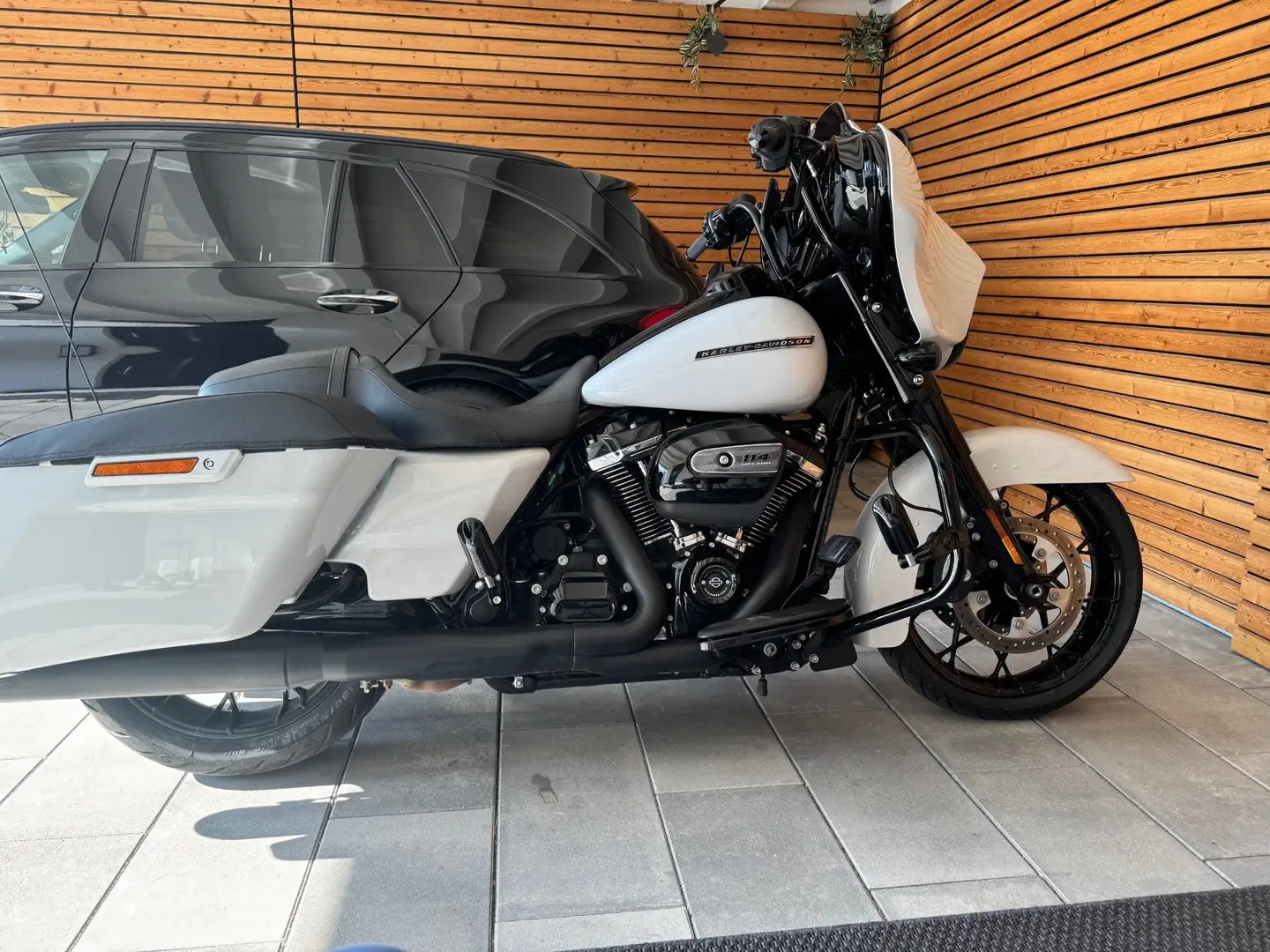Harley-Davidson Street Glide Special 114 5HD KessTech Blanco - 2