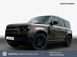 Land Rover Defender 110 D250 X Dynamic SE