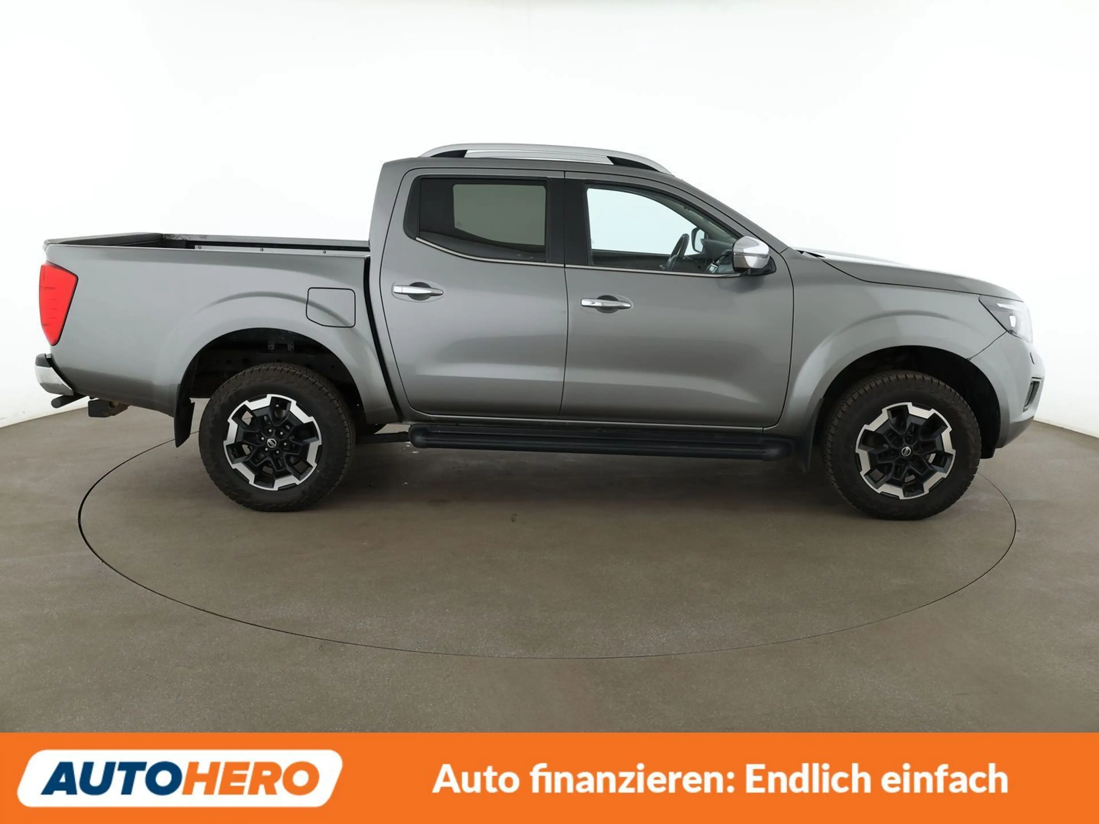 Nissan NP300 2.3 dCi N-Connecta Double Cab 4x4*LED*TEMPO*360* — photo 7