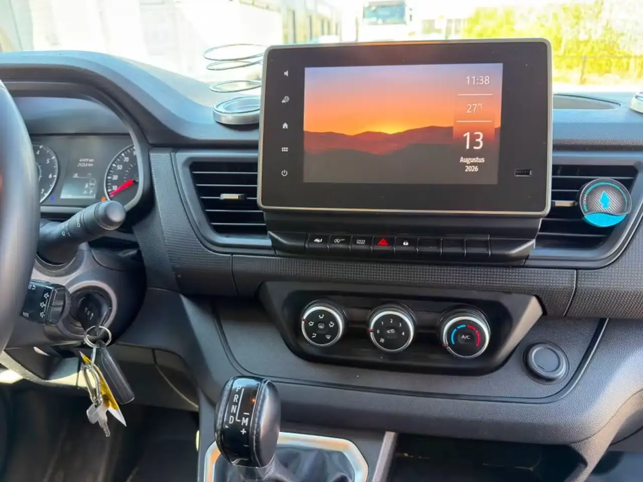Renault Trafic 2.0 Blue dCi L2 Life EDC S/S, миниатюра 10