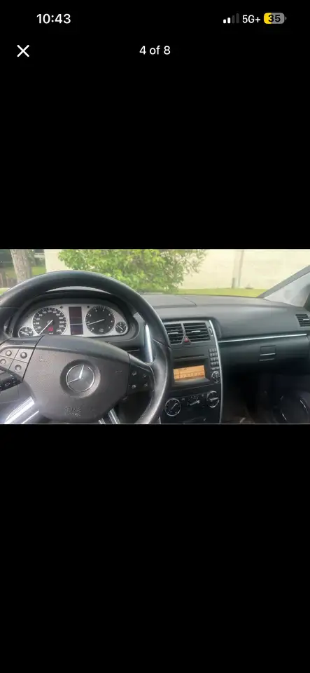 Mercedes-Benz B-Class снимка Mercedes-Benz B-Class