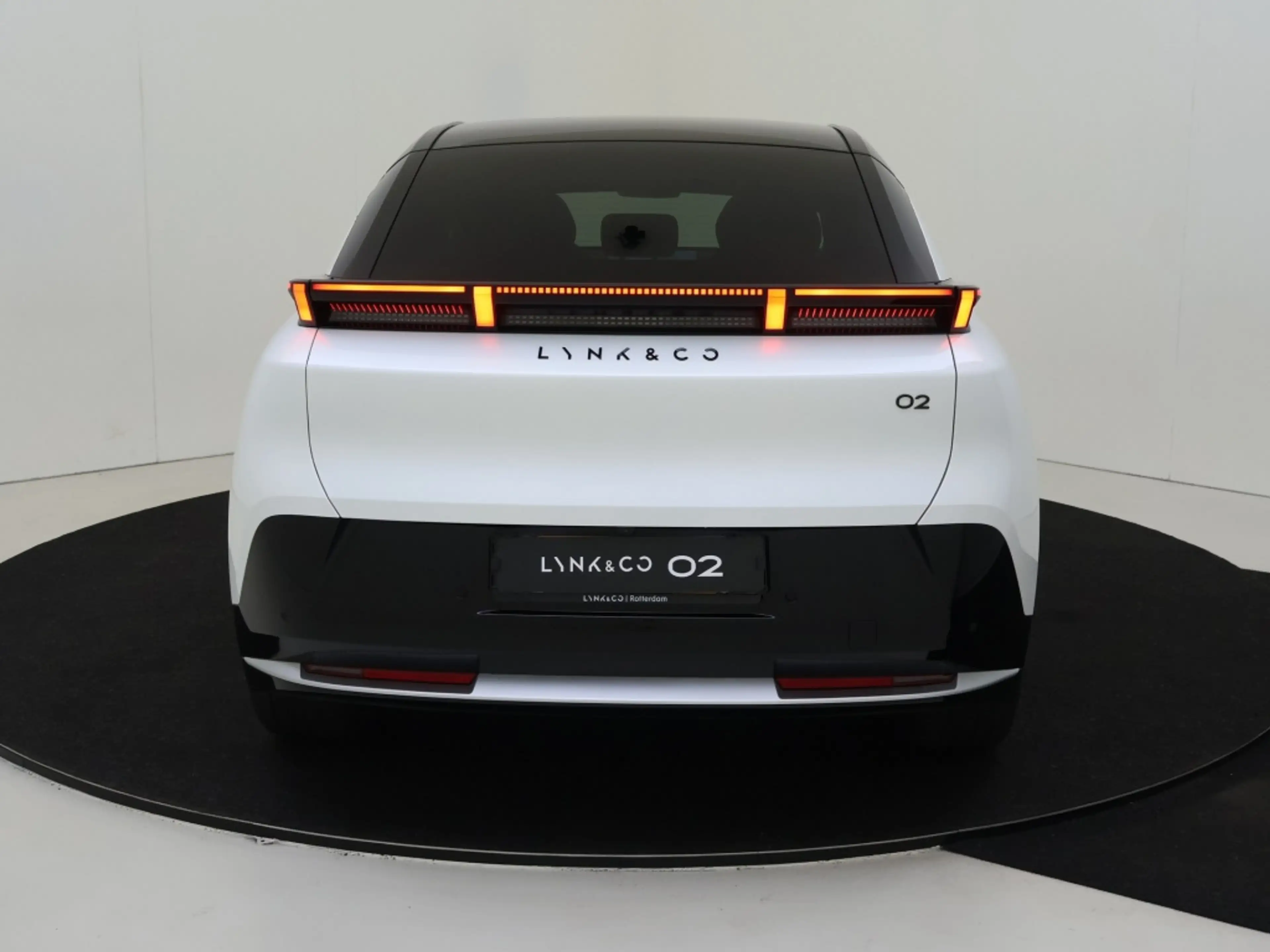 Lynk & Co 02 | MORE | NIEUW TE BESTELLEN | Panoramadak | 360° C — photo 5