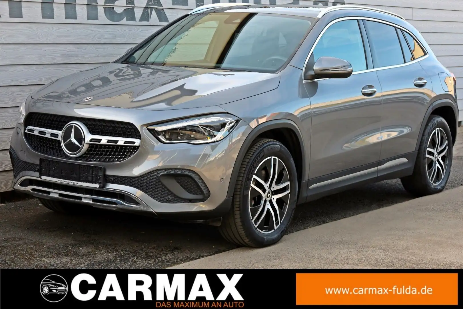 Mercedes-Benz GLA 200 d,  Automatik, Teillled., Navi, LED, Kam Szürke - 1