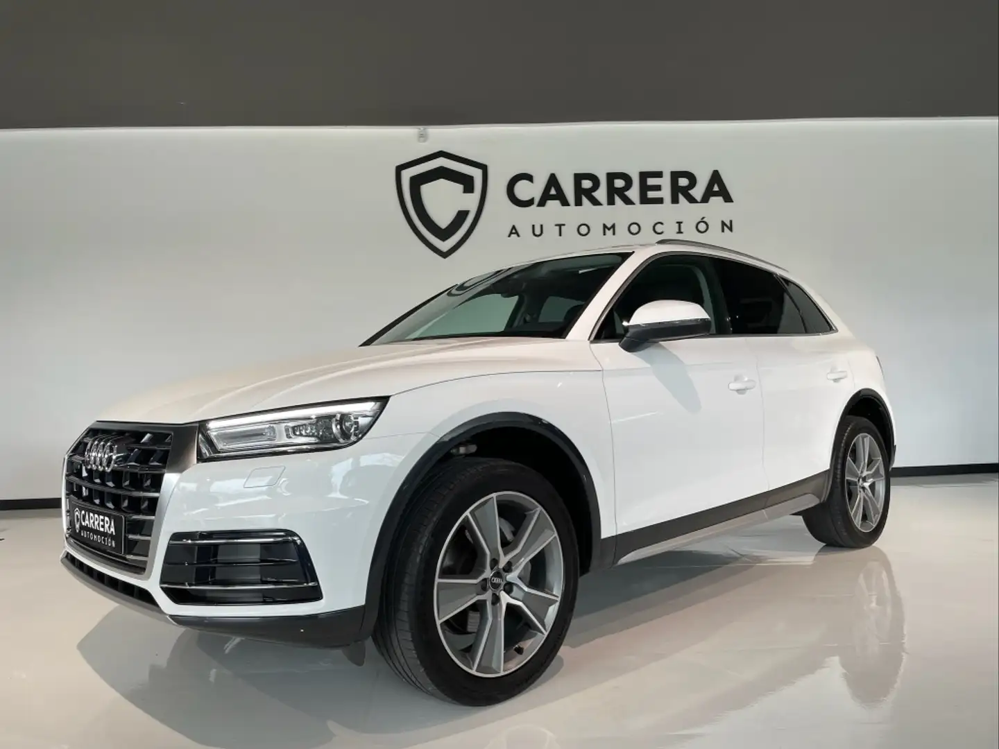 Audi Q5 2.0TDI Black line quattro-ultra S tronic 120kW Wit - 2