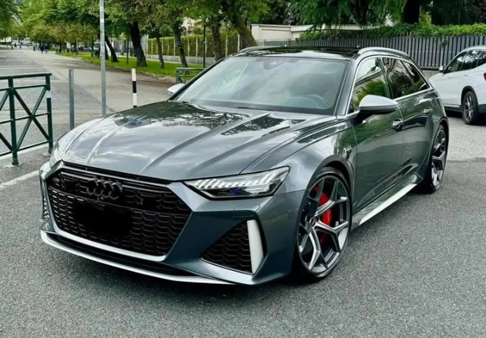 Audi RS6 RS6 Avant 4,0 TFSI quattro MHEV S-tronic Gris - 1