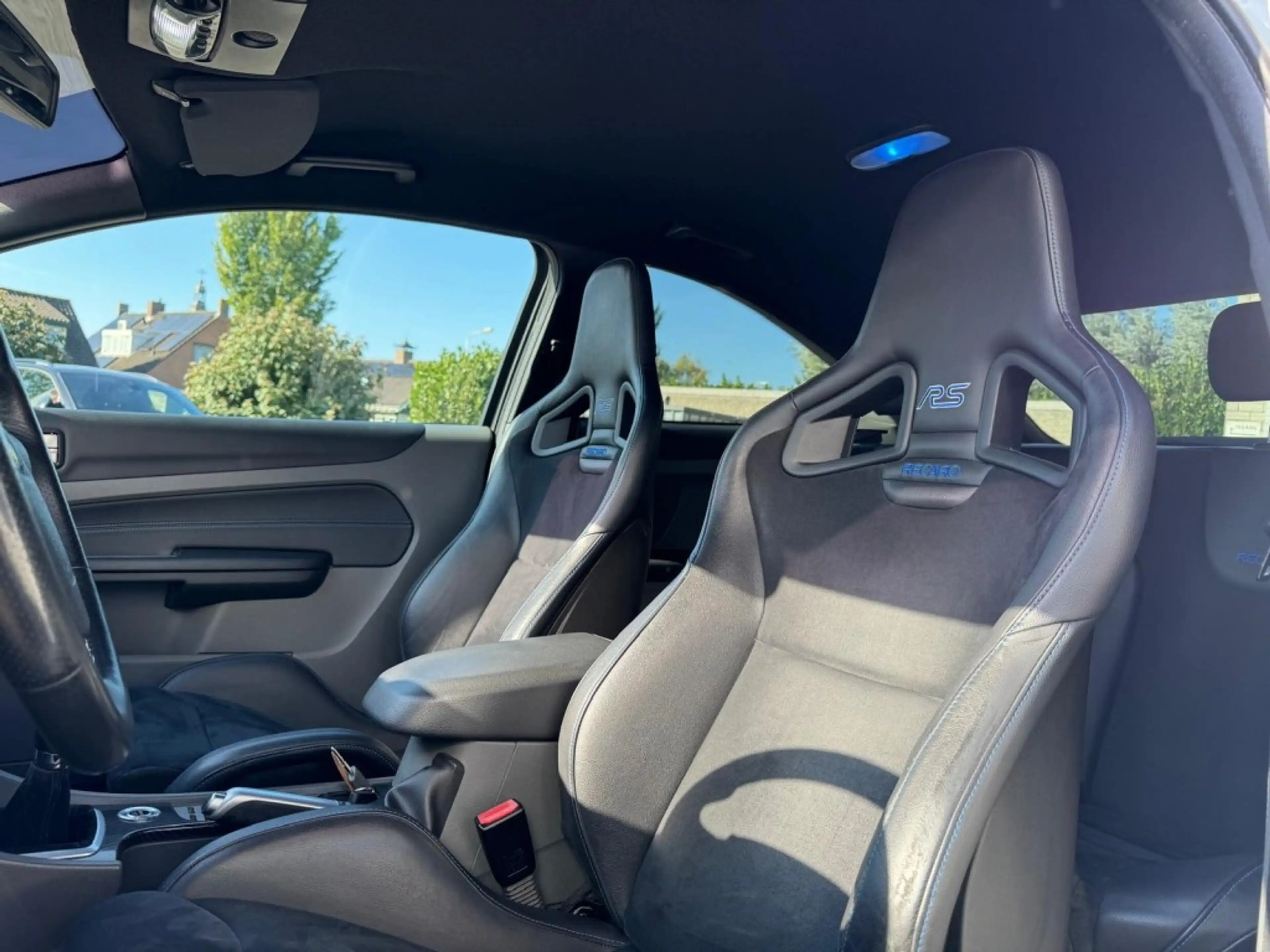 Ford Focus 2.5 Turbo RS 5 cilinder Keyless Winterpakket Carpl — photo 2