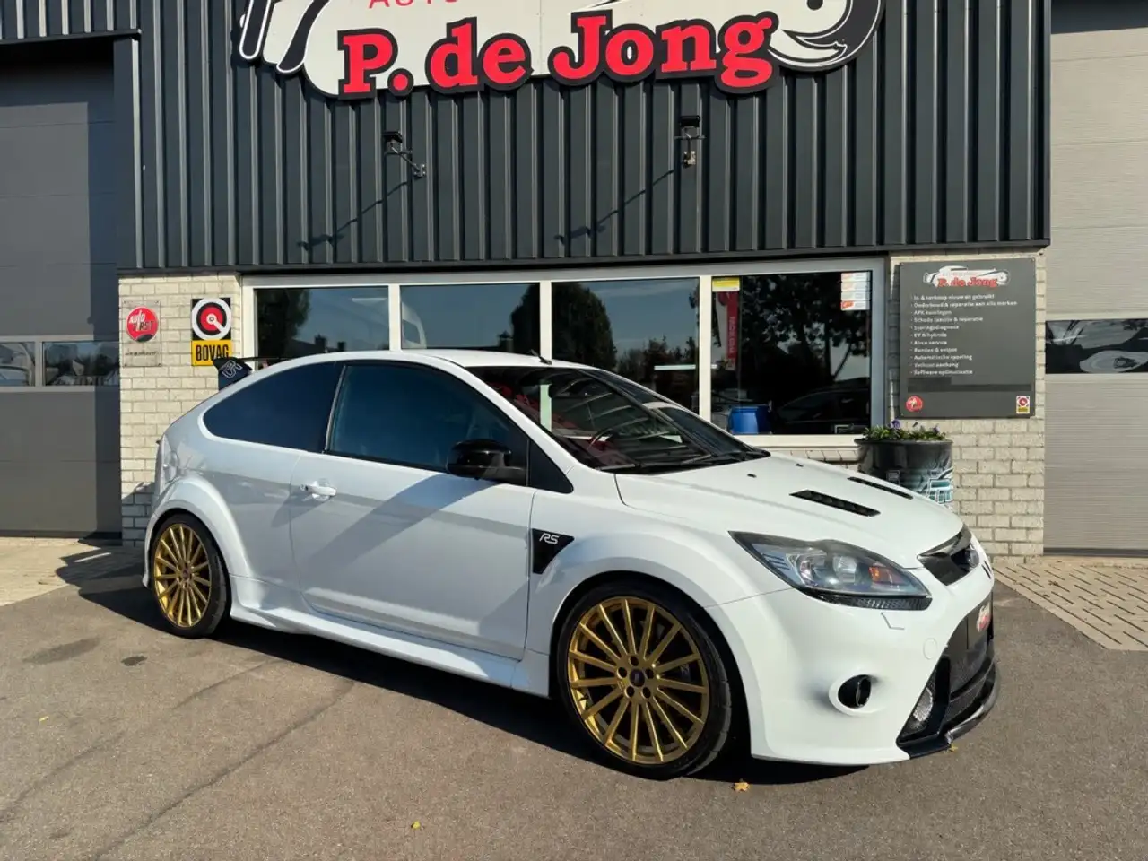 FORD FOCUS RS MK2 - 2.5 TURBO 5 CYLINDRES 305 ch - 154 899KMS - VOLANT EN CUIR