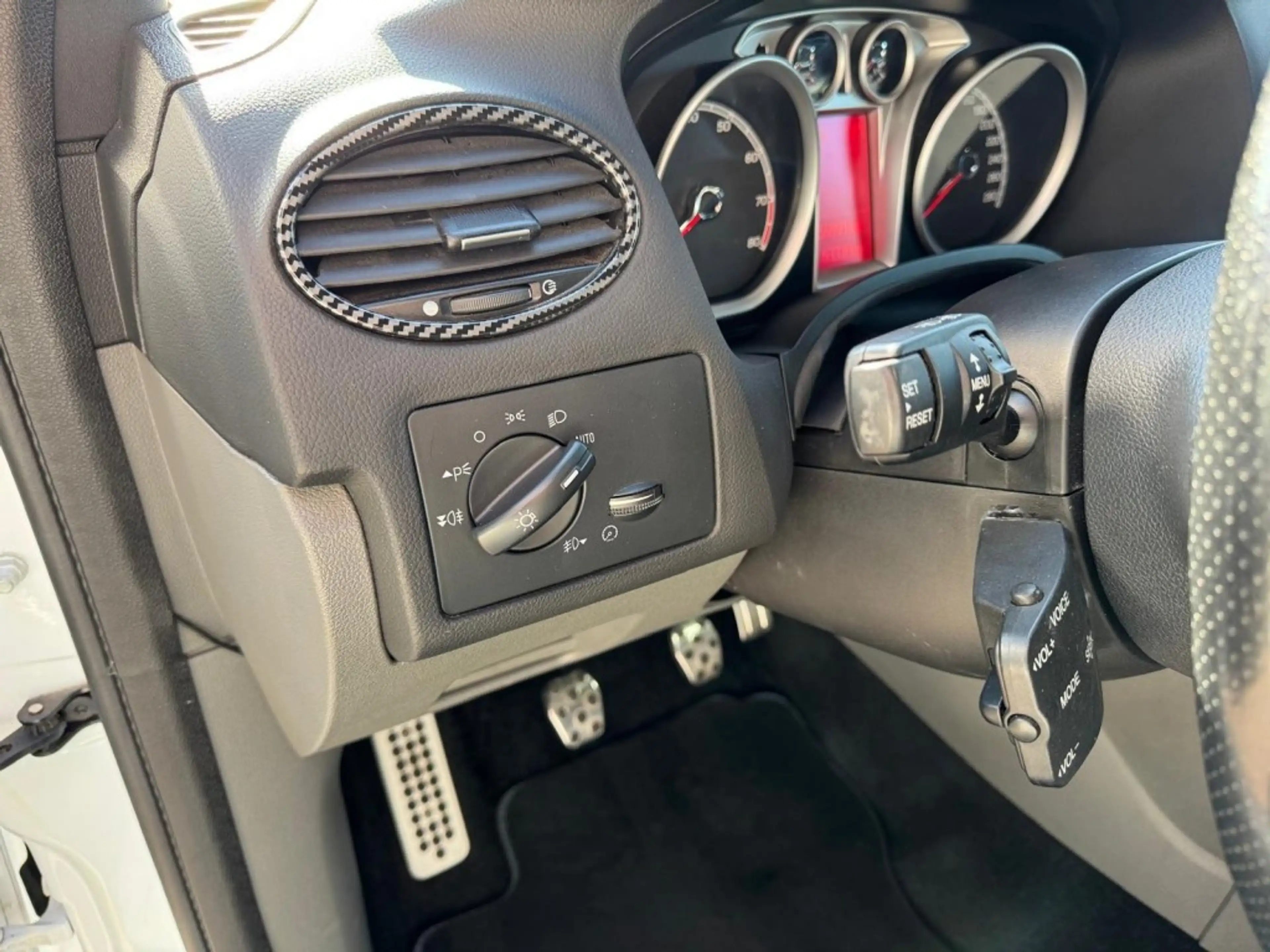Ford Focus 2.5 Turbo RS 5 cilinder Keyless Winterpakket Carpl — photo 29