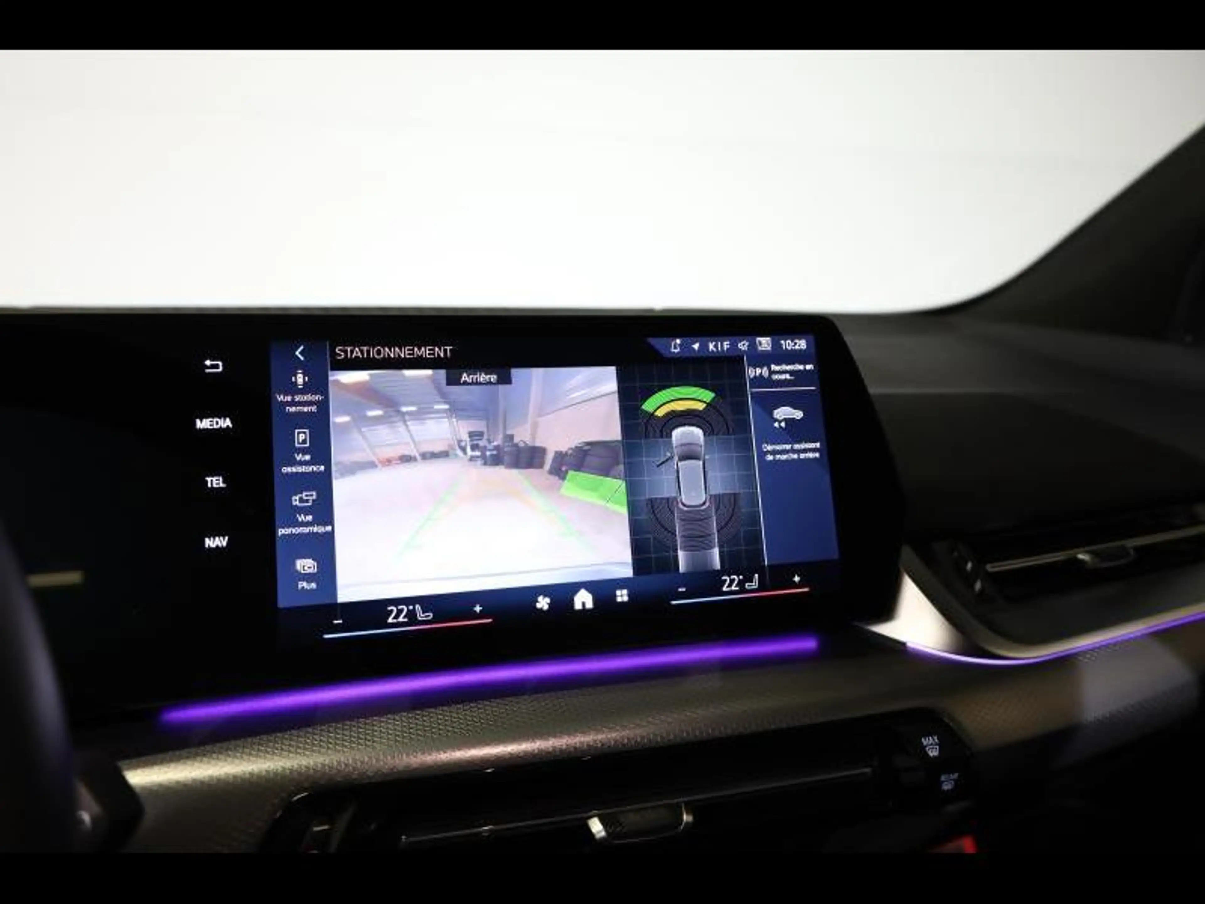 BMW 218 i Active Tourer Kit M Sport — photo 15