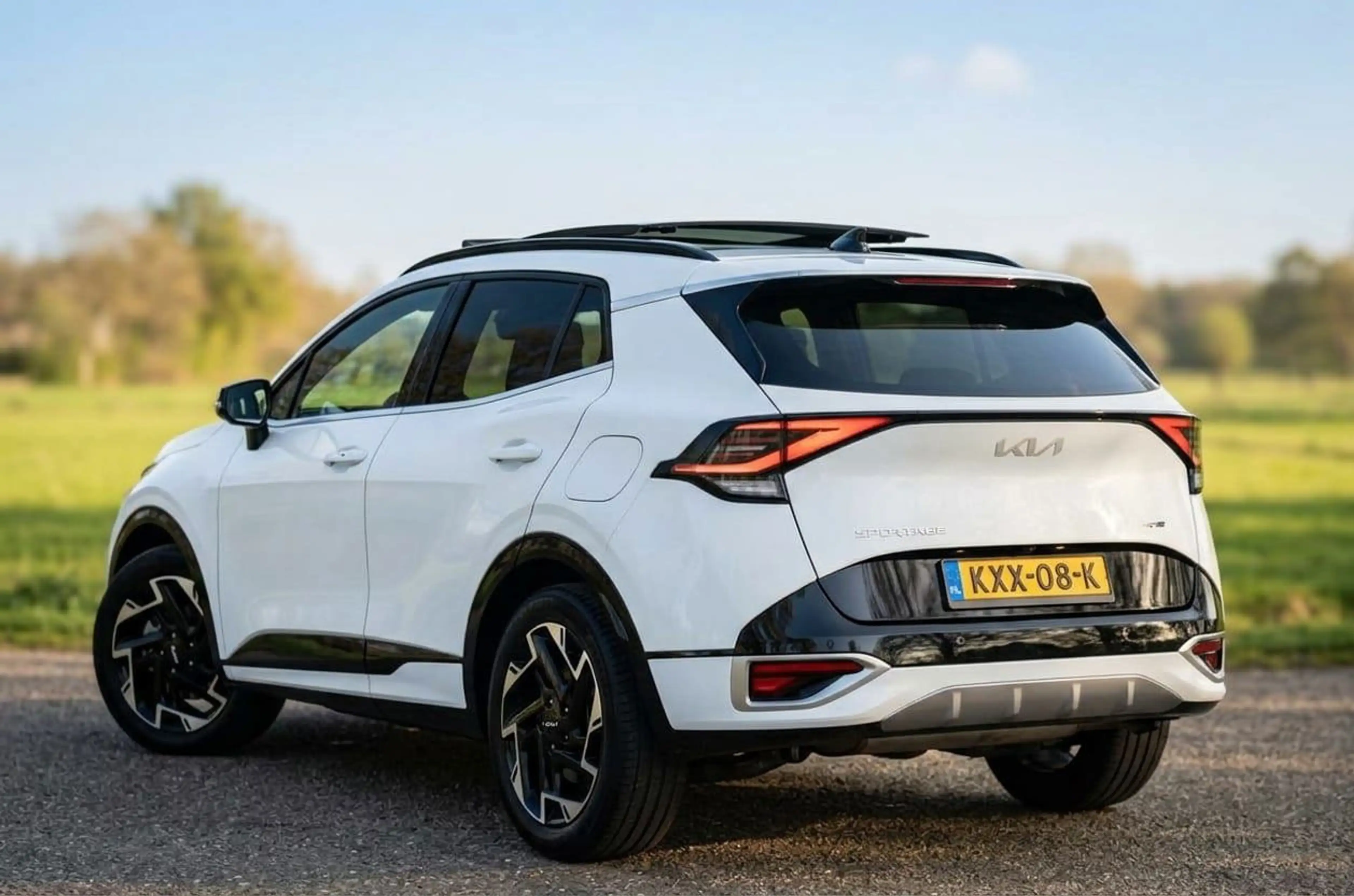 Kia Sportage 1.6 T-GDi Plug-in Hybrid AWD DynamicPlusLine — photo 5