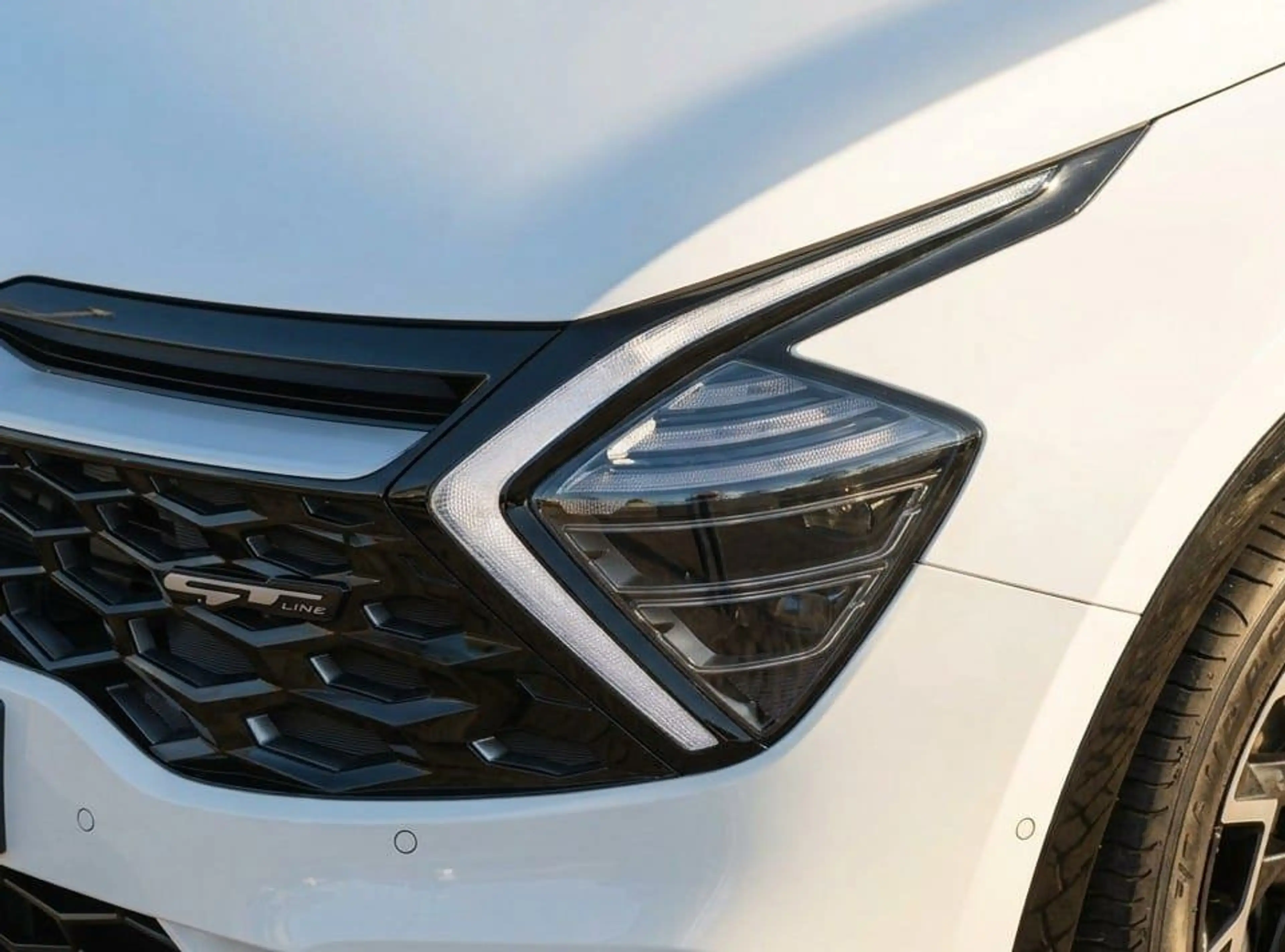 Kia Sportage 1.6 T-GDi Plug-in Hybrid AWD DynamicPlusLine — photo 6