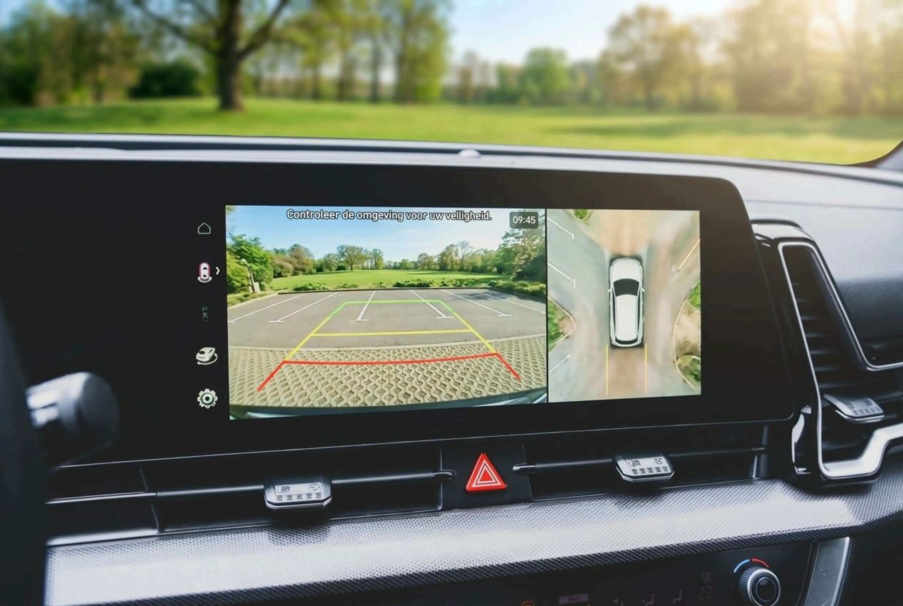 Kia Sportage 1.6 T-GDi Plug-in Hybrid AWD DynamicPlusLine — photo 13