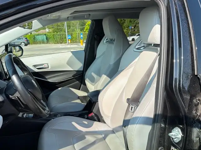 Toyota Corolla view 10
