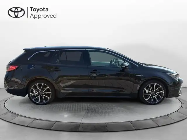 Toyota Corolla view 6