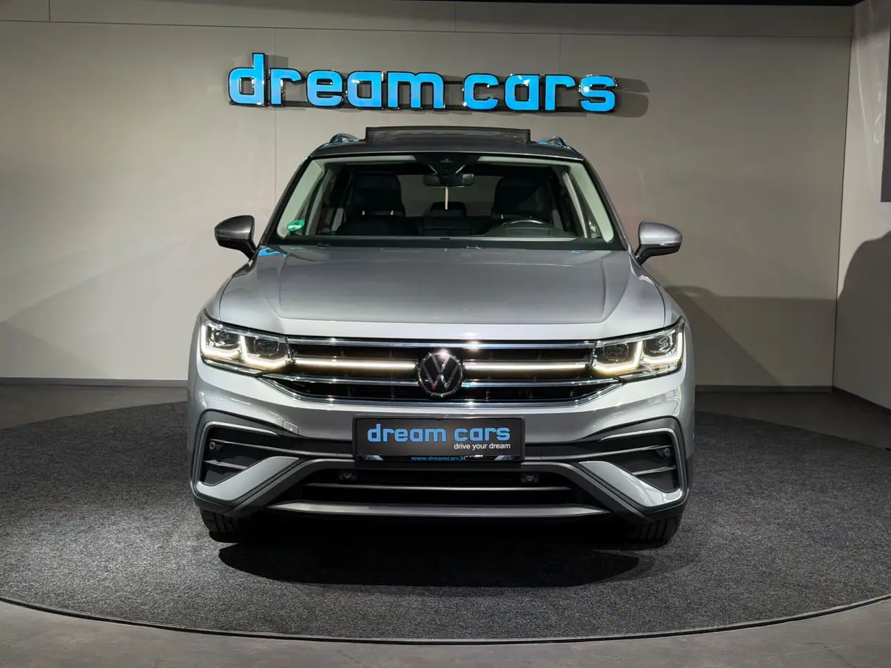 Volkswagen Tiguan Allspace 2,0 TDI SCR DSG Life / PANO / LEDER / Head Up Bild 3