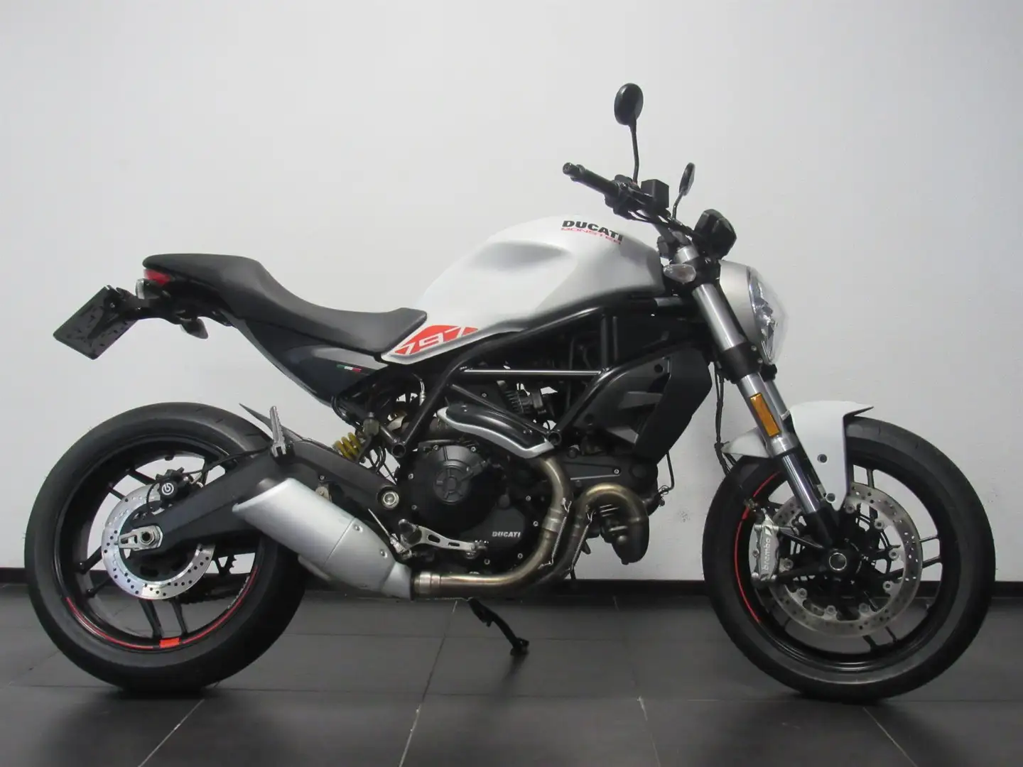 Ducati Monster 797 35 KW Alb - 1