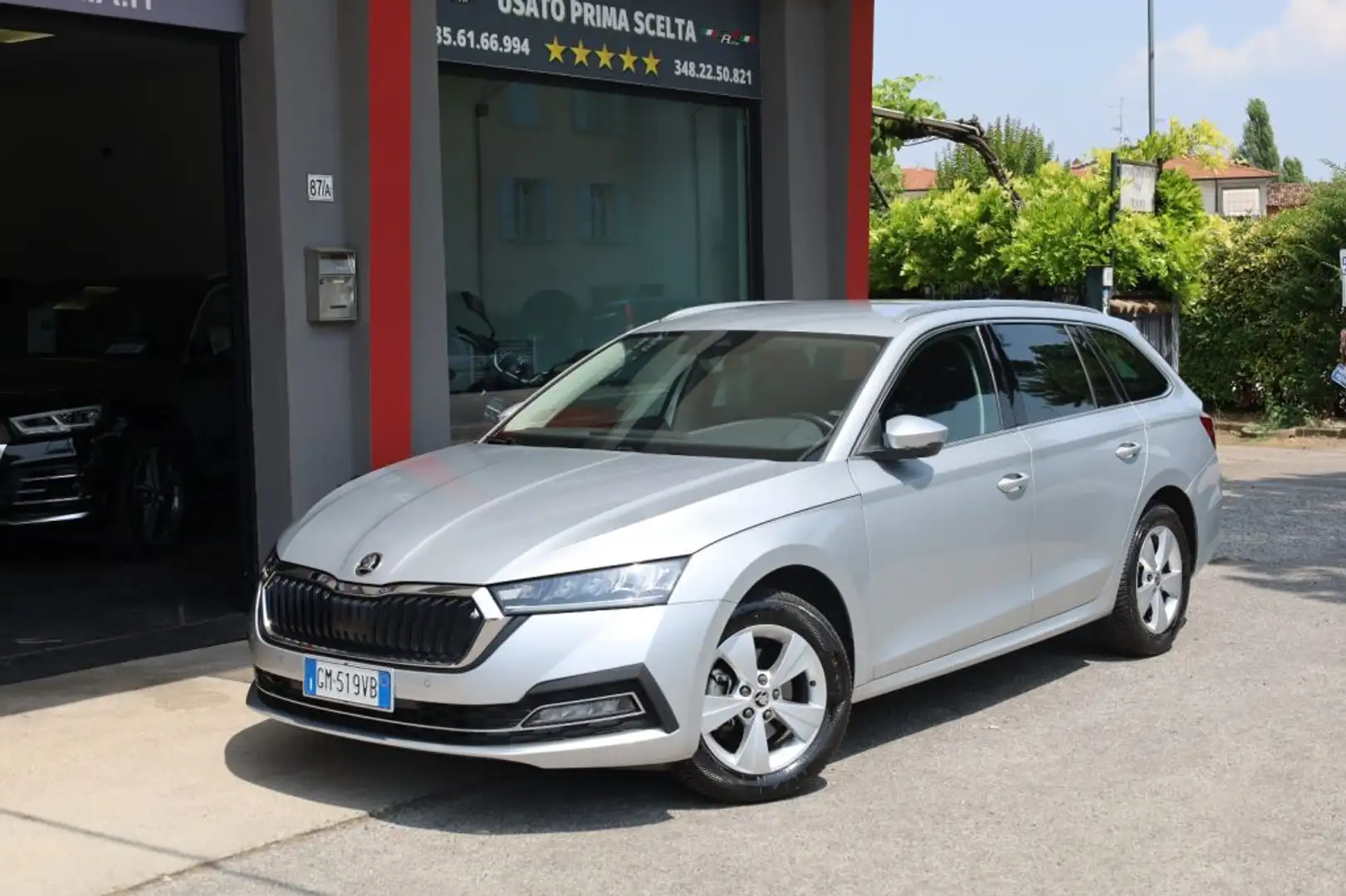 Skoda Octavia 2.0 TDI EVO SCR 150 CV DSG Wagon Executive ACC Led Argintiu - 1