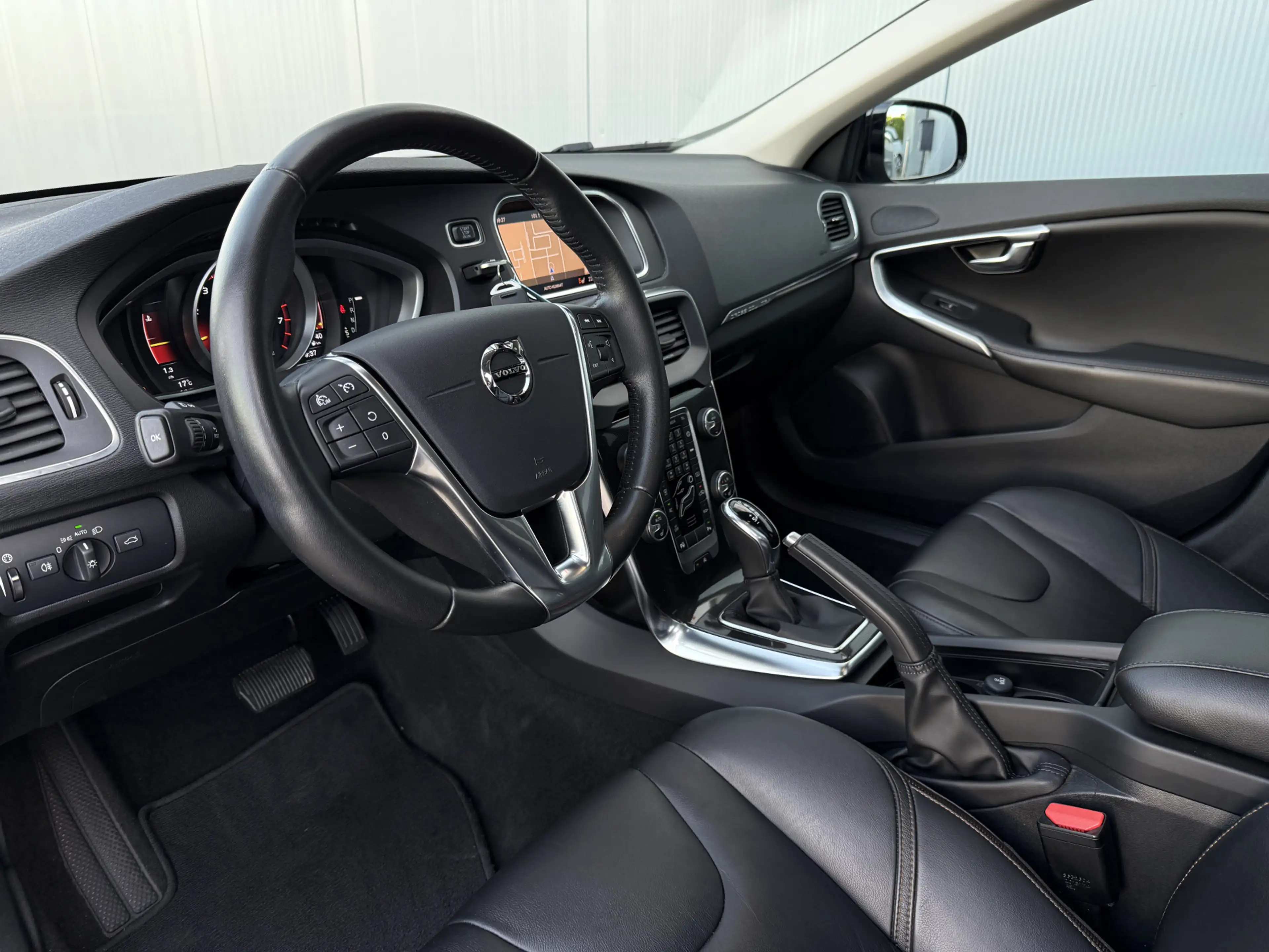 Volvo V40 Cross Country 1.5 T3 Polar+ Luxury Automaat Panoramadak. — photo 7