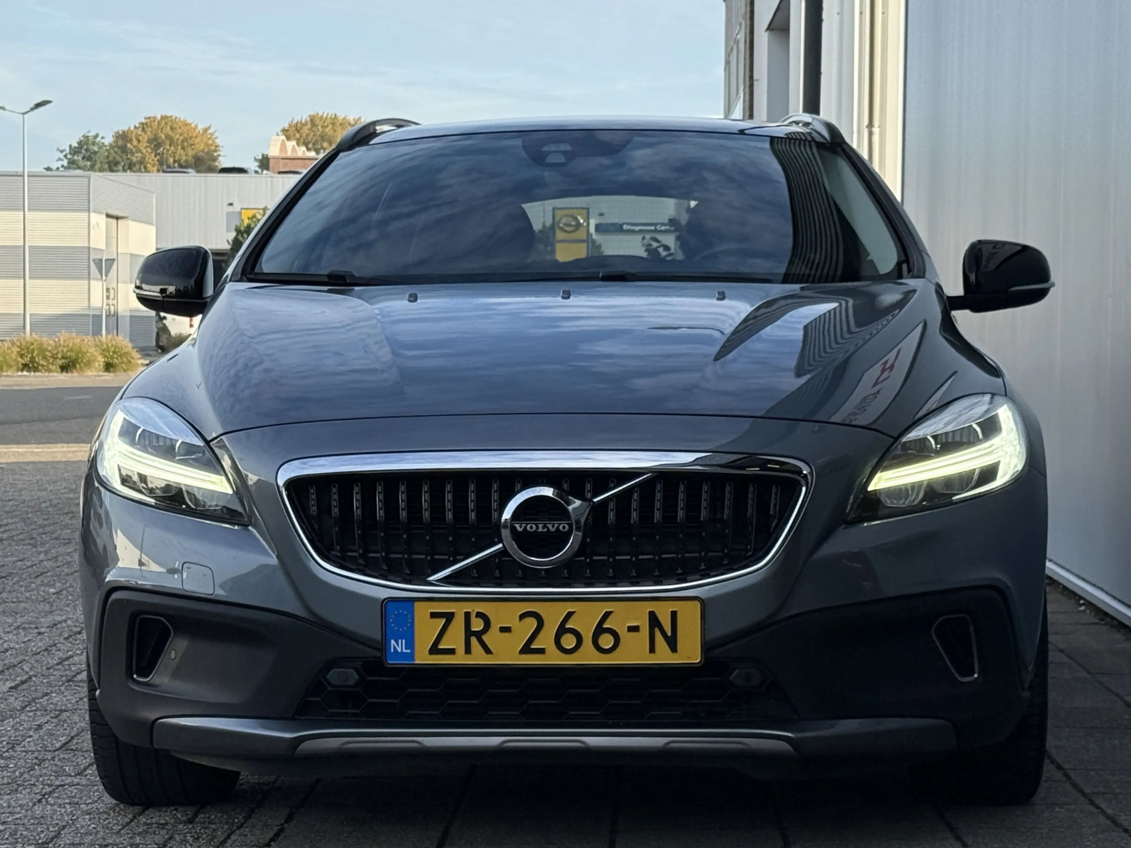 Volvo V40 Cross Country 1.5 T3 Polar+ Luxury Automaat Panoramadak. — photo 27