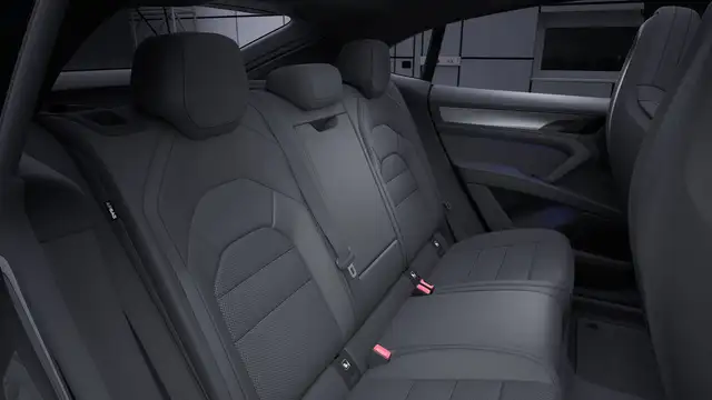 Porsche Cayenne view 10