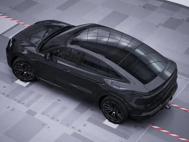 Porsche Cayenne view 5