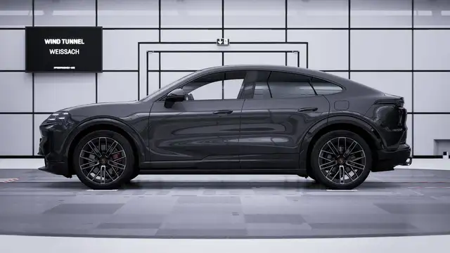 Porsche Cayenne view 3