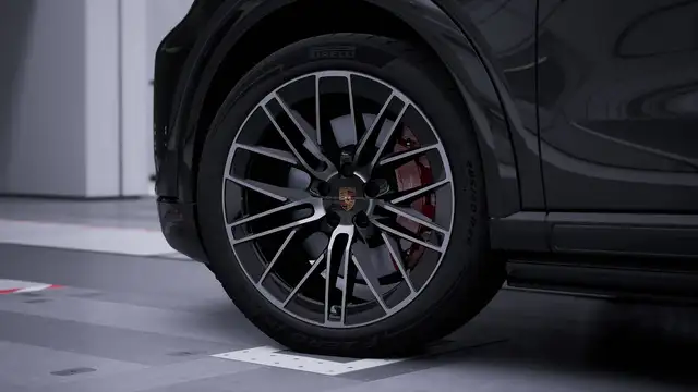 Porsche Cayenne view 2