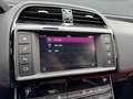 Jaguar XE 2.0 Portfolio R / Full Option / Camera / PDC / NAV Grijs - thumbnail 41
