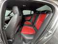Jaguar XE 2.0 Portfolio R / Full Option / Camera / PDC / NAV Grijs - thumbnail 17