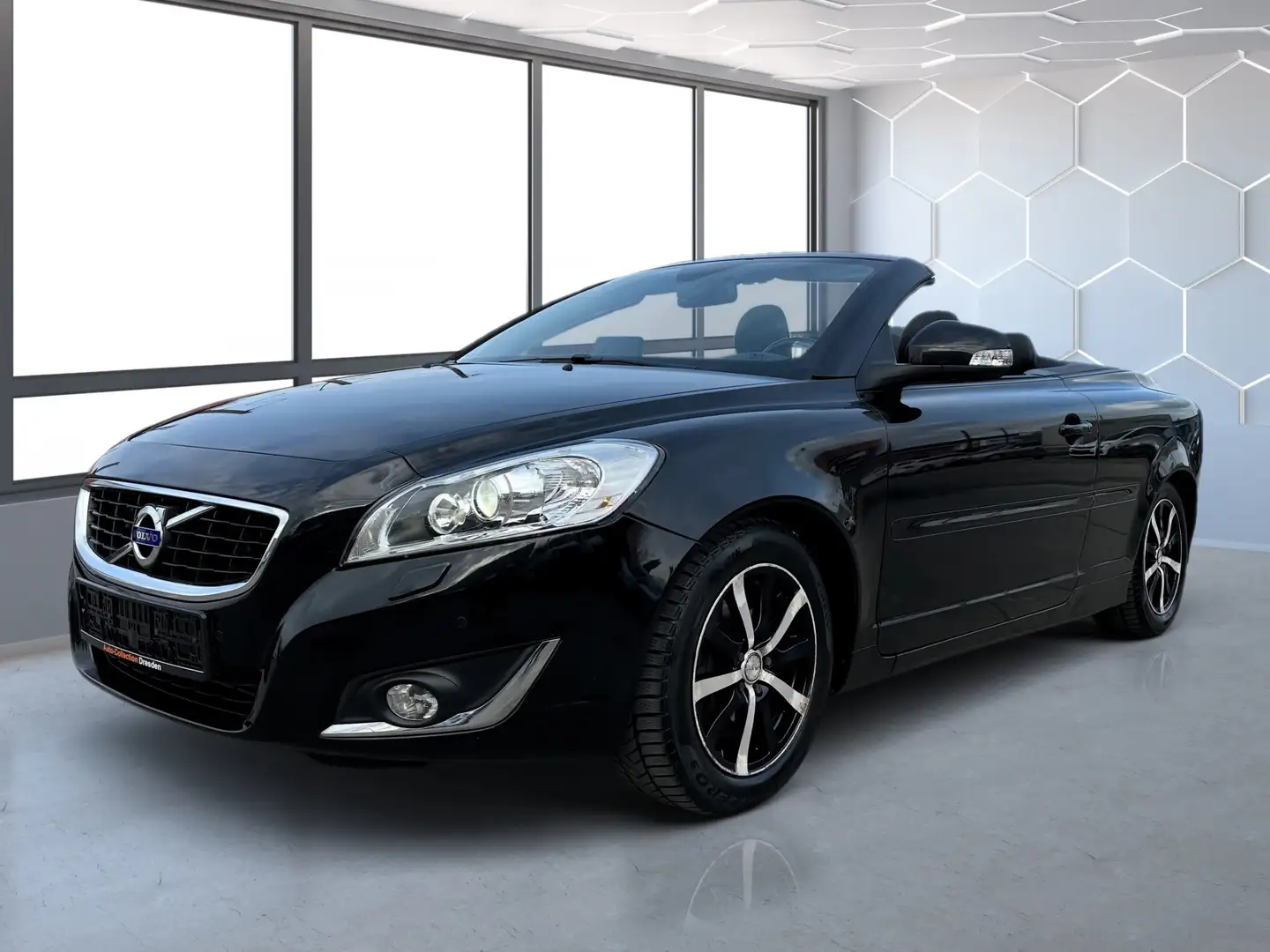 Volvo C70 D3 Momentum Cabrio 2,0 Ltr.-110 kW Diesel Negro - 2
