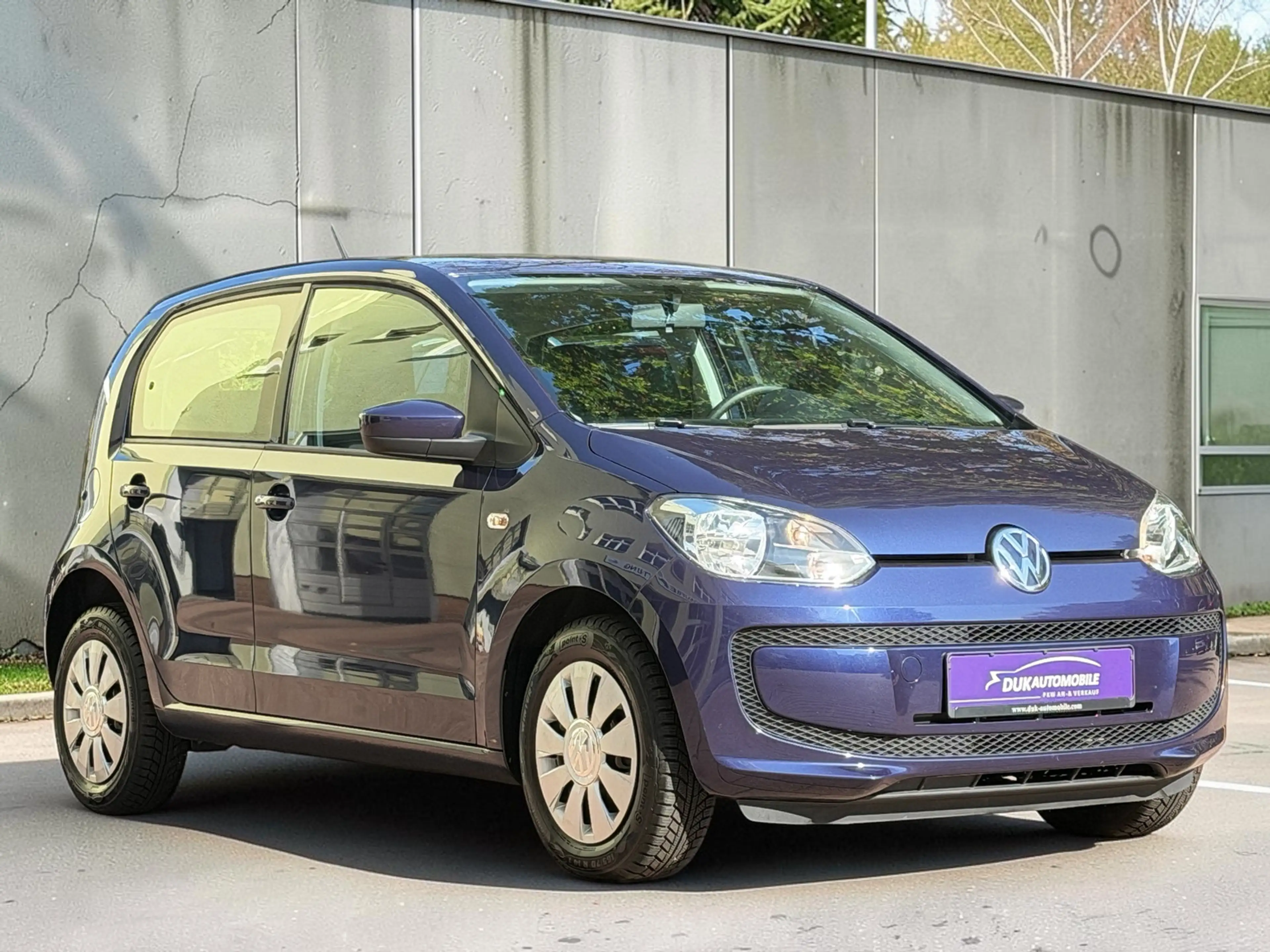 Volkswagen up! up! move *Klima*Tüv Neu* — photo 3