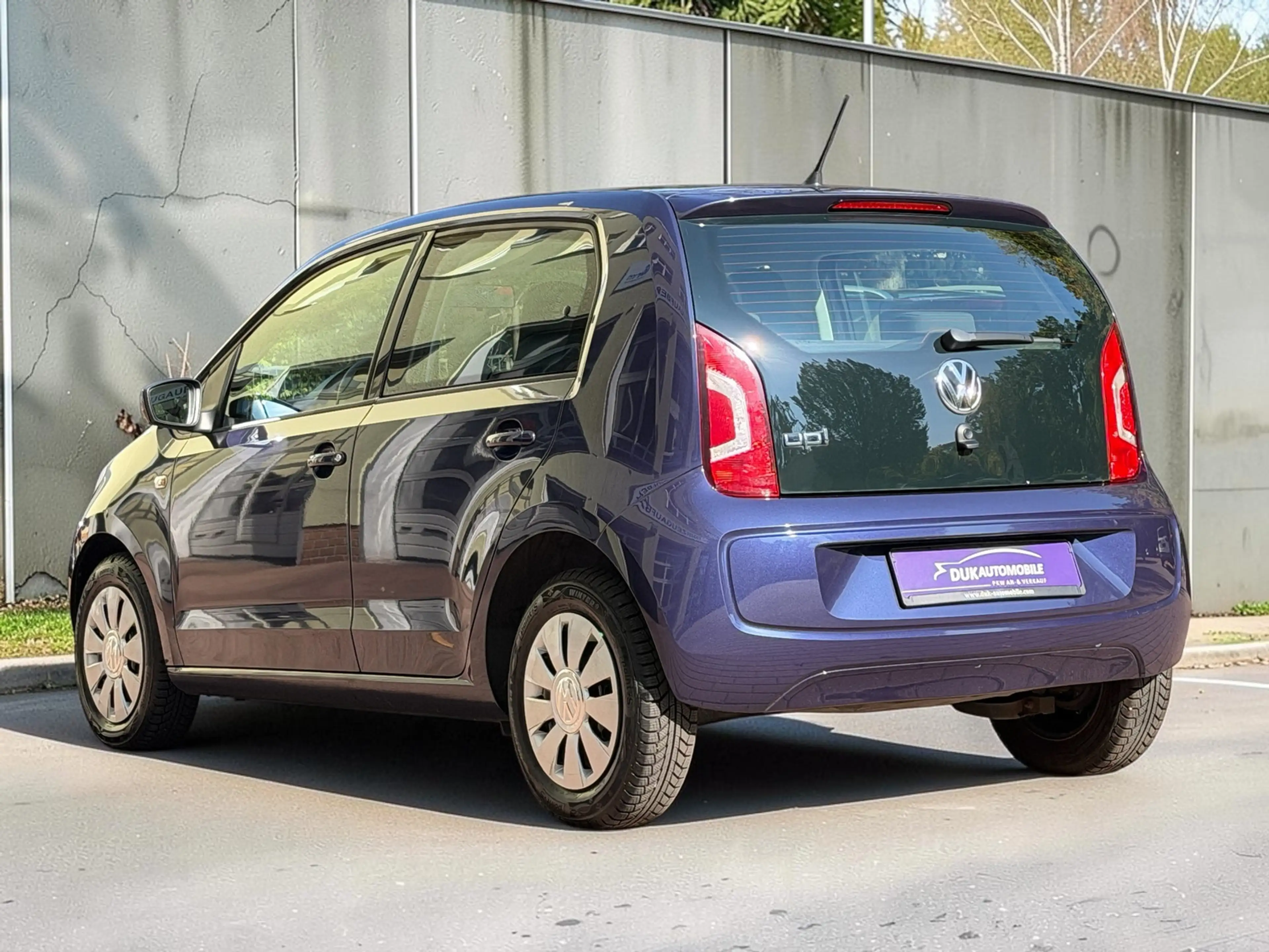 Volkswagen up! up! move *Klima*Tüv Neu* — photo 7