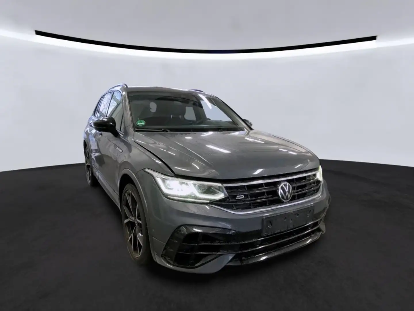 Volkswagen Tiguan 2.0 TSI DSG 4M R PANO AHK NAVI IQ.LIGHT Grau - 2