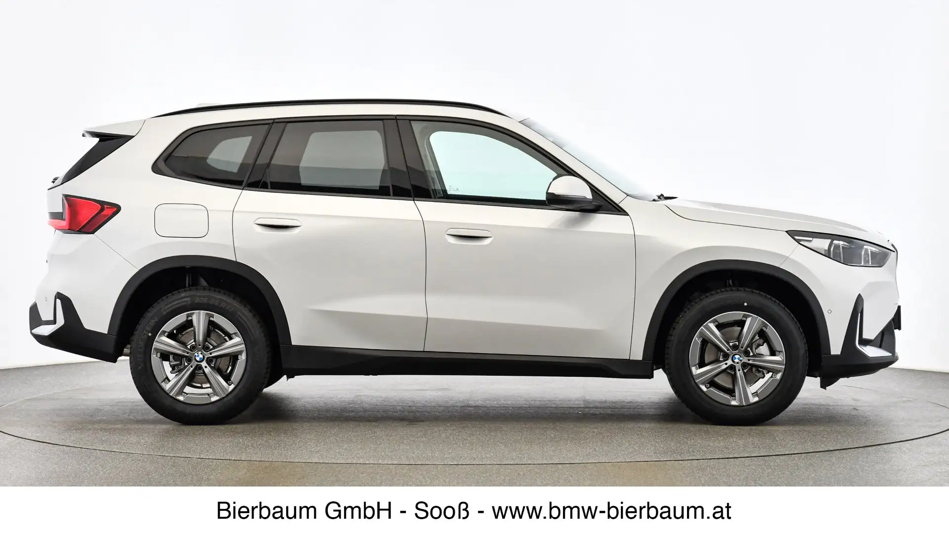 BMW X1 sDrive18i Weiß - 2
