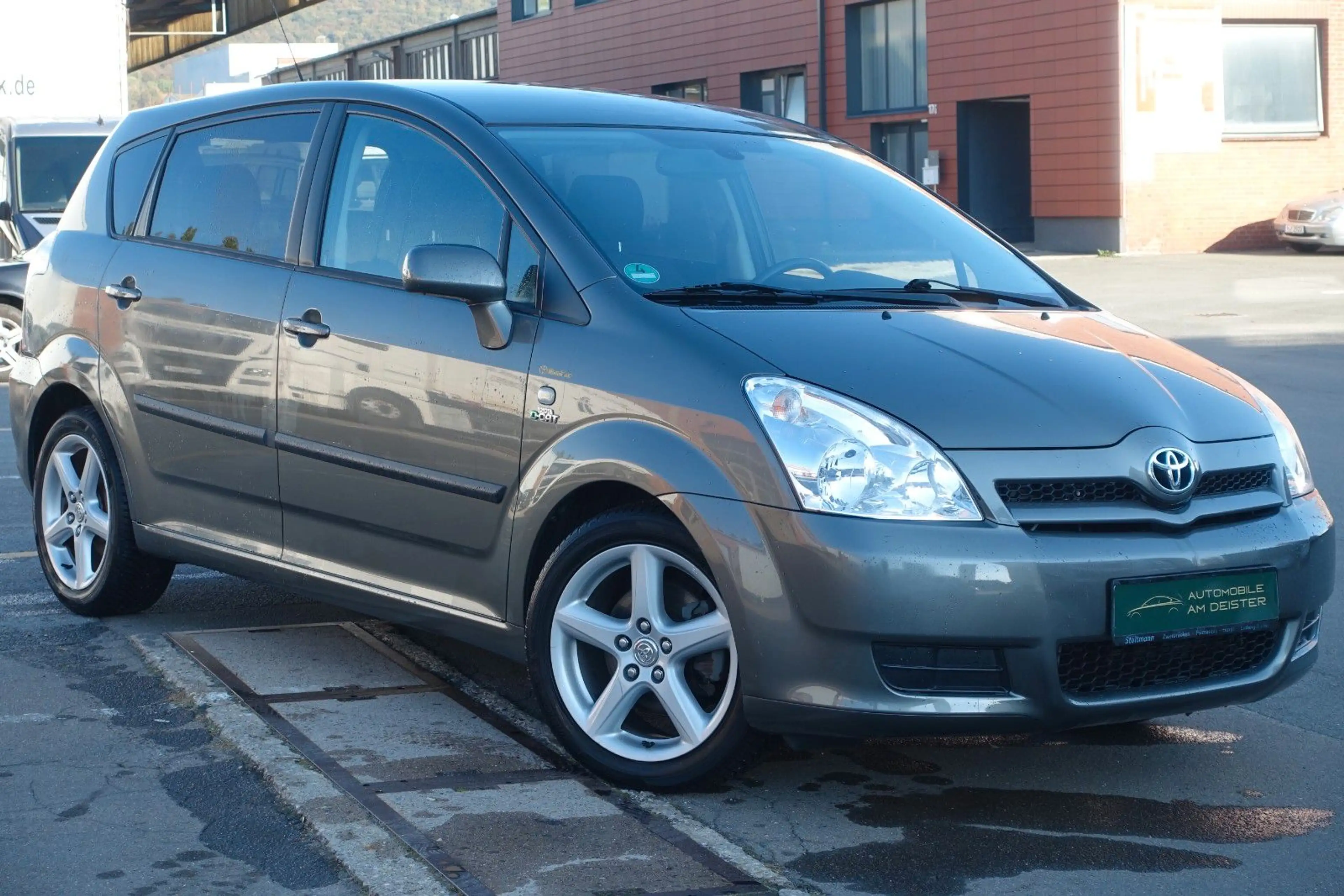Toyota Corolla Verso 2.2 D-CAT Sol*7-SITZE*AHK*