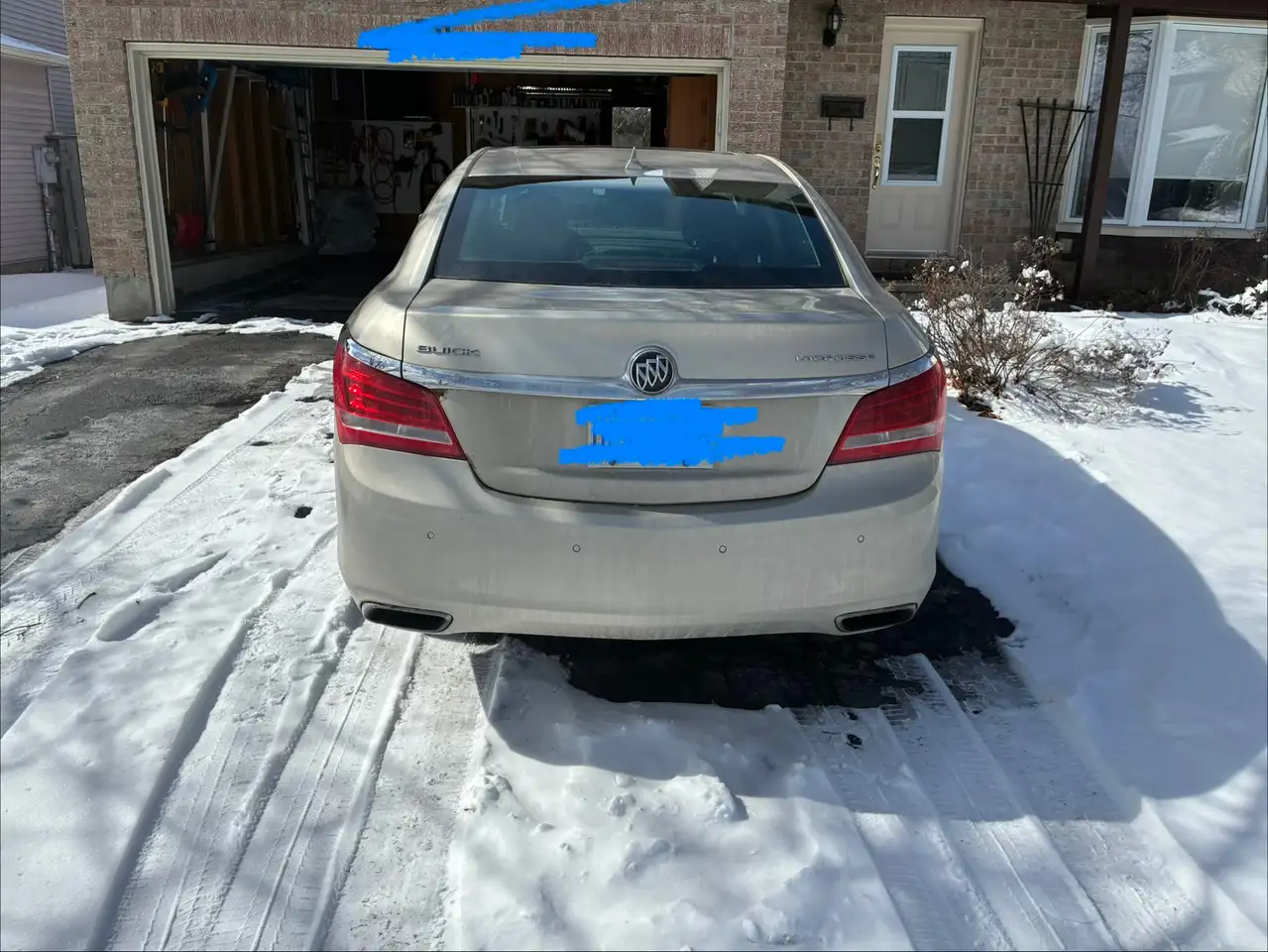 Buick Lacrosse снимка Buick Lacrosse