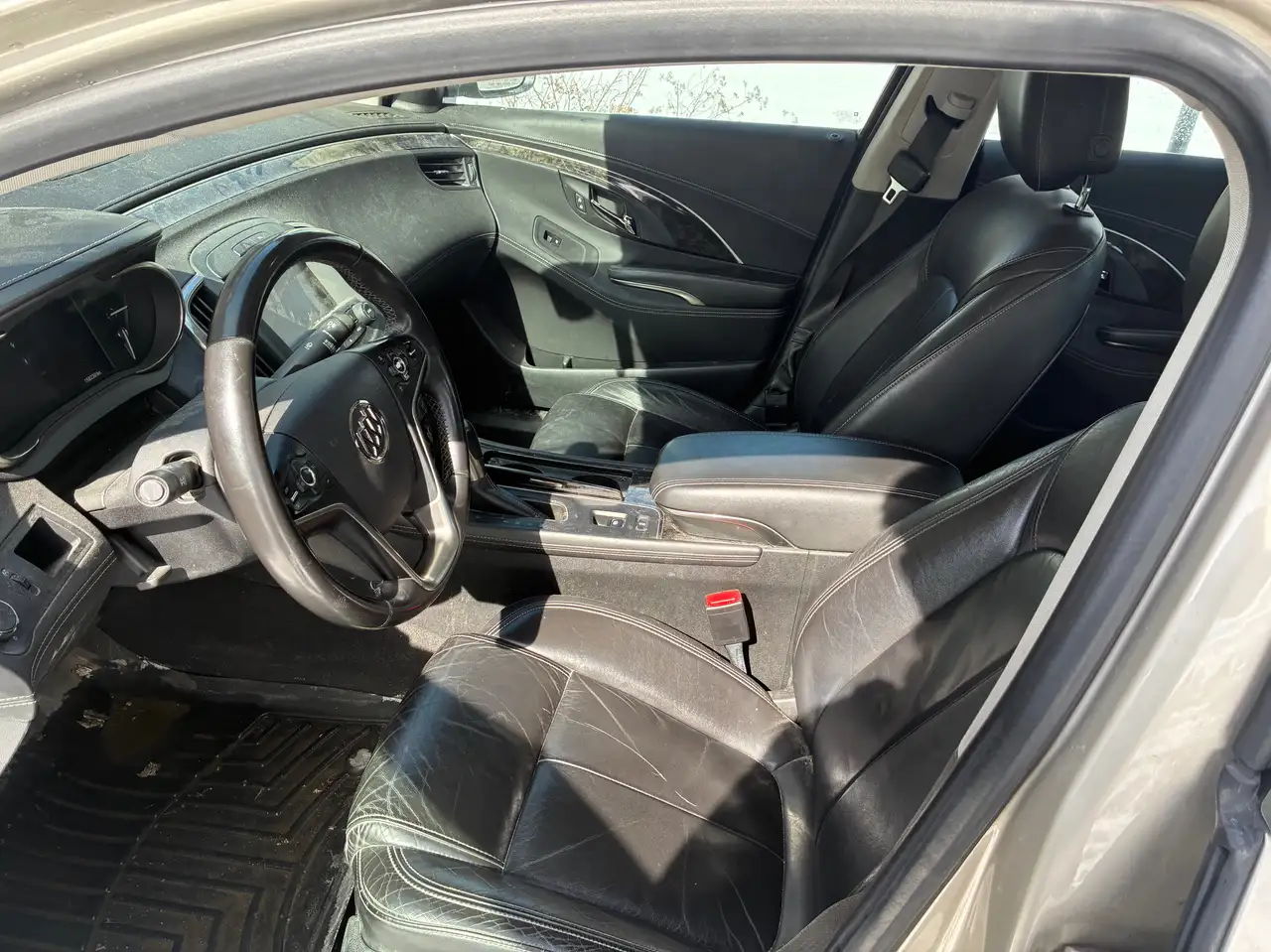 Buick Lacrosse снимка Buick Lacrosse