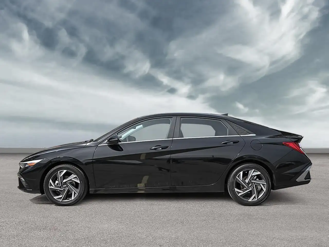 Hyundai ELANTRA снимка Hyundai ELANTRA